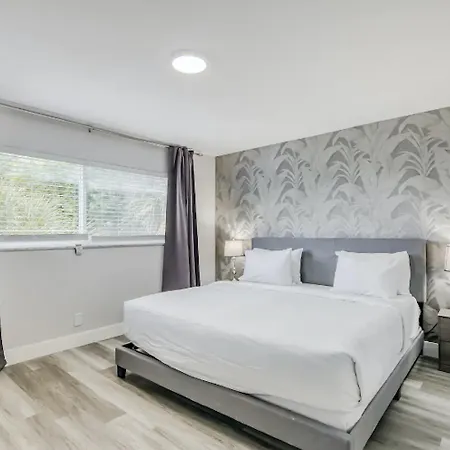 Dog Friendly Condo With Beach Access, Hot Tub, Firepit West Palm Beach Extérieur photo