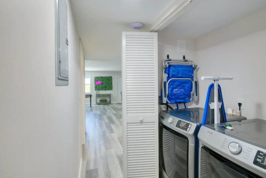 Dog Friendly With Access, Hot Tub, Firepit Appartement