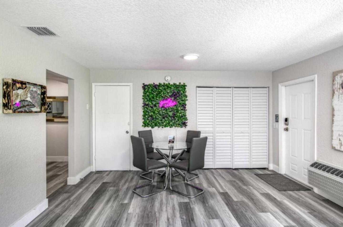 Dog Friendly With Access, Hot Tub, Firepit Appartement West Palm Beach